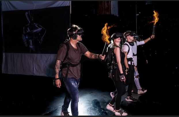 VR